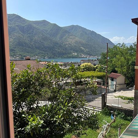 Themis Apart Hotel Kotor Luaran gambar