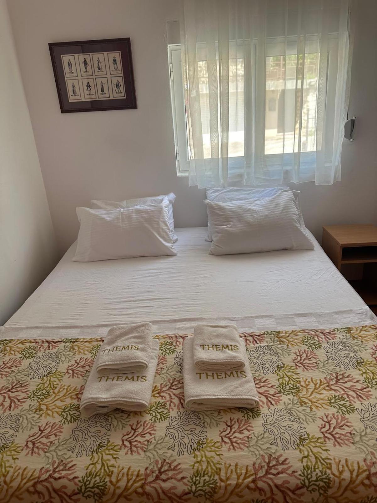 Themis Apart Hotel Kotor Luaran gambar