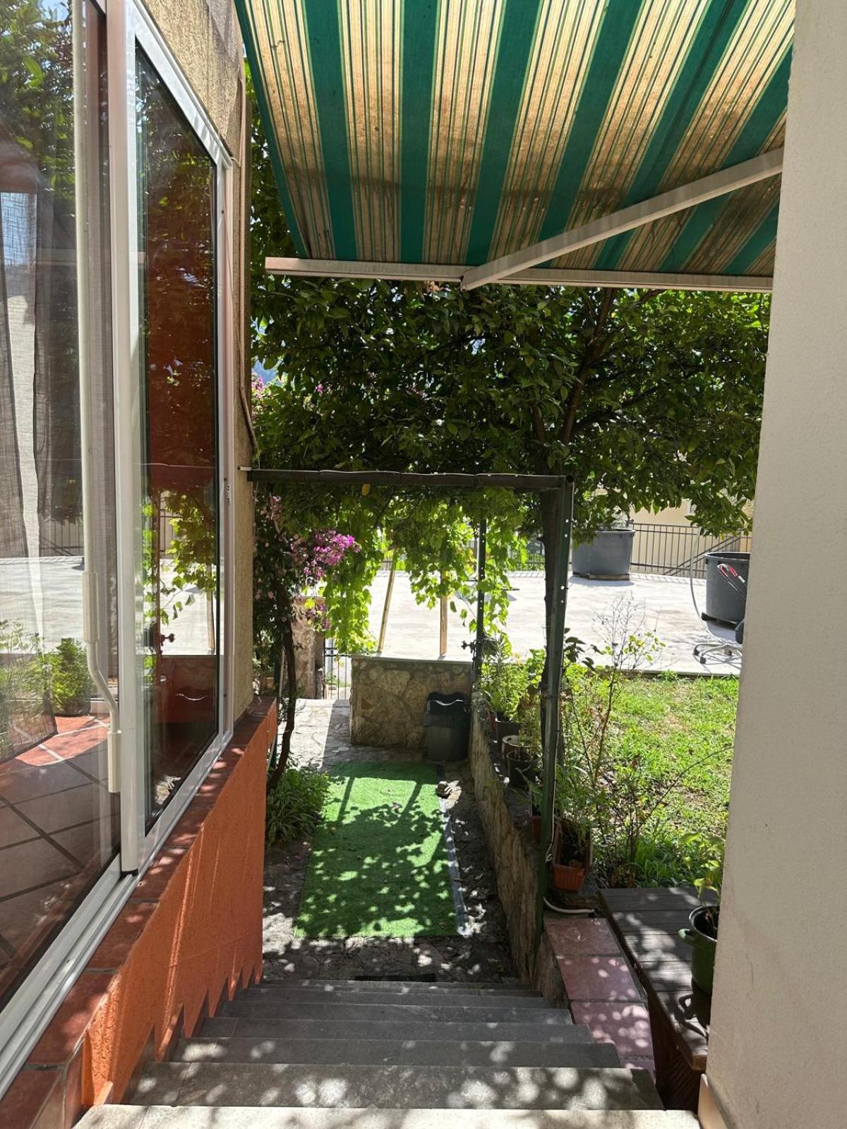 Themis Apart Hotel Kotor Luaran gambar