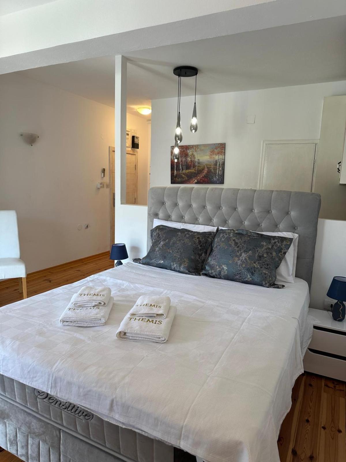 Themis Apart Hotel Kotor Luaran gambar