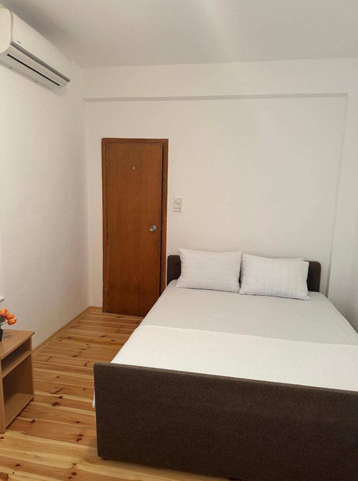 Themis Apart Hotel Kotor Luaran gambar