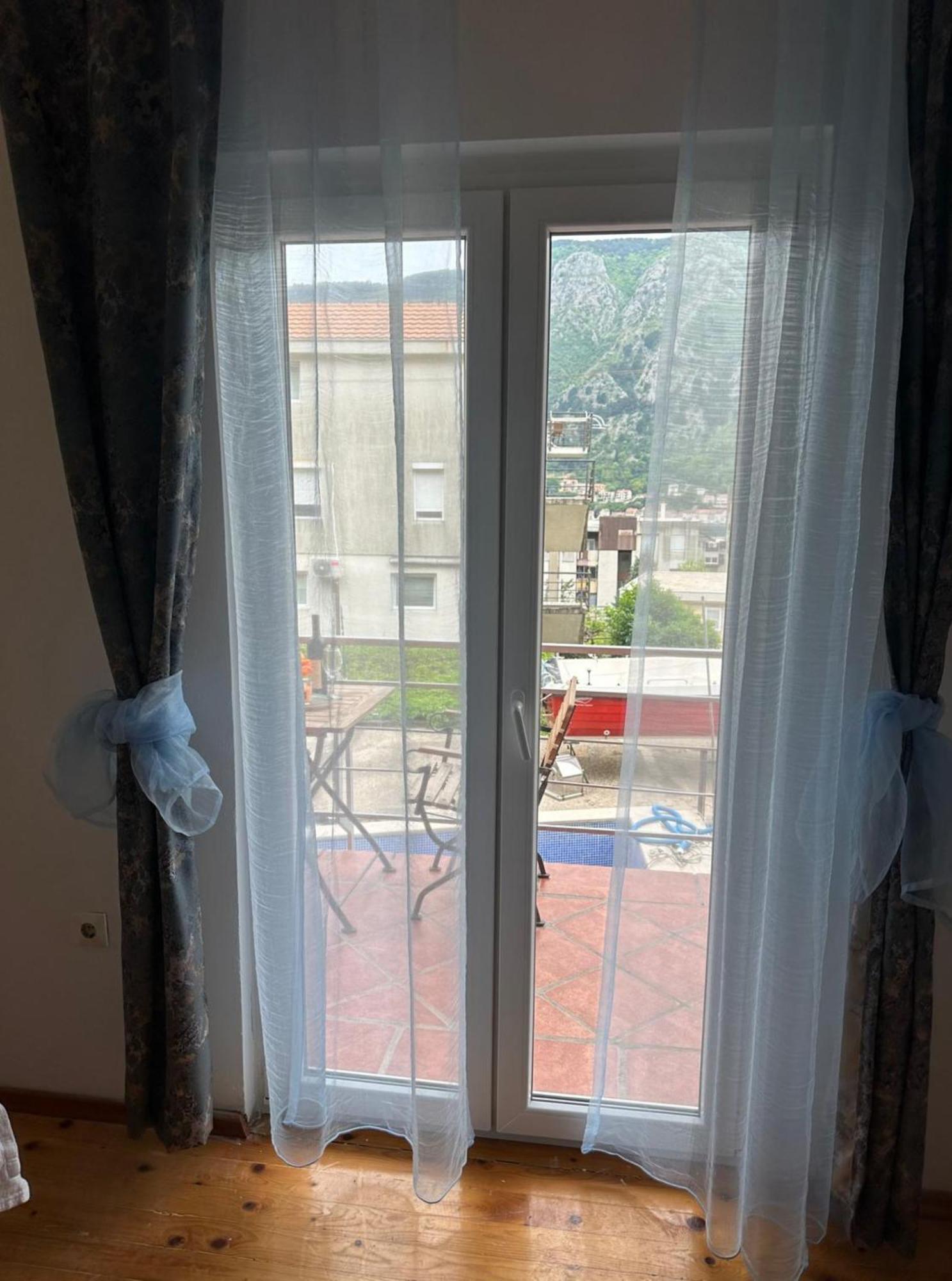 Themis Apart Hotel Kotor Luaran gambar